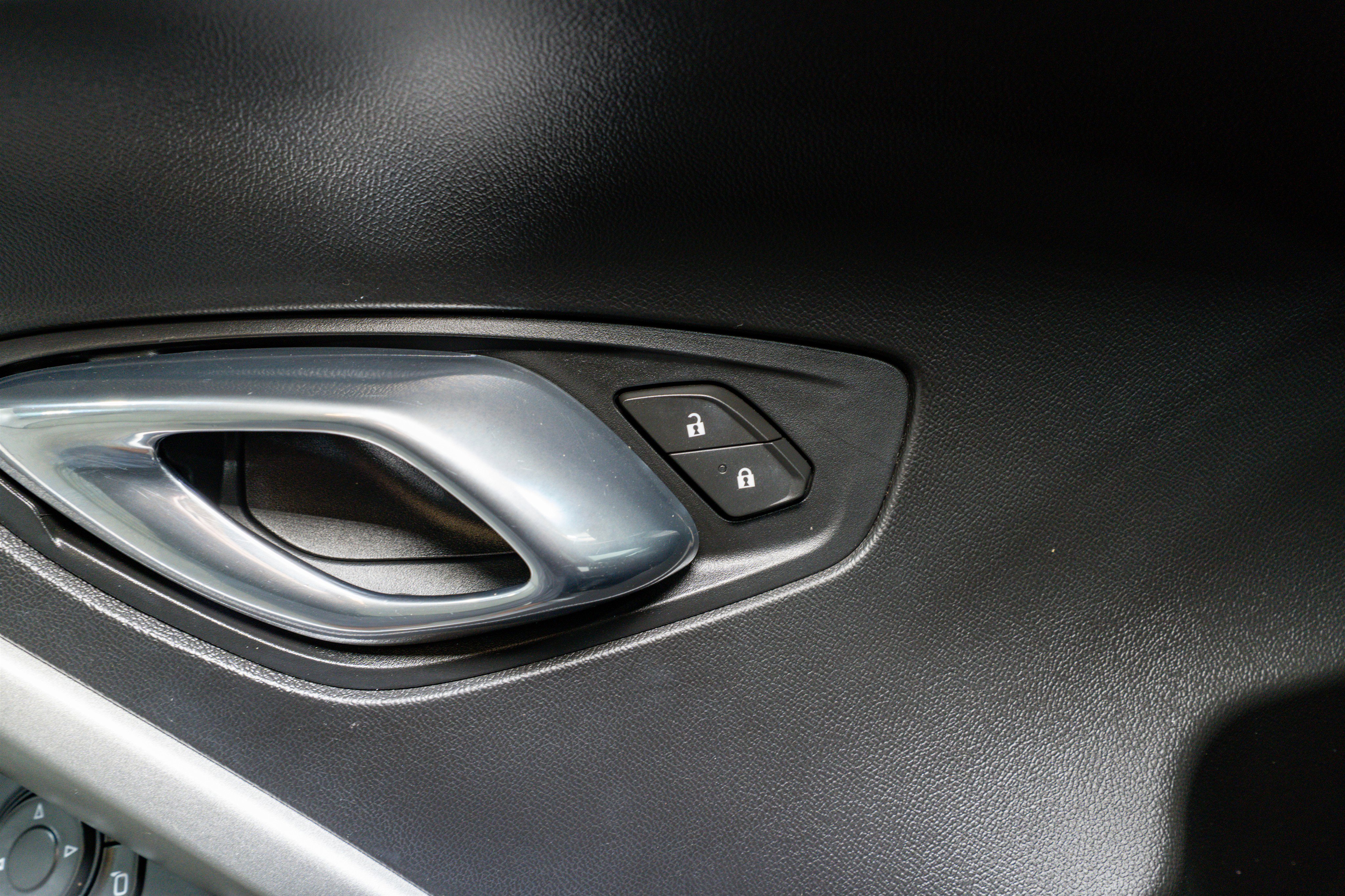 Used 2017 Chevrolet Camaro LT w/ RS Package image 13