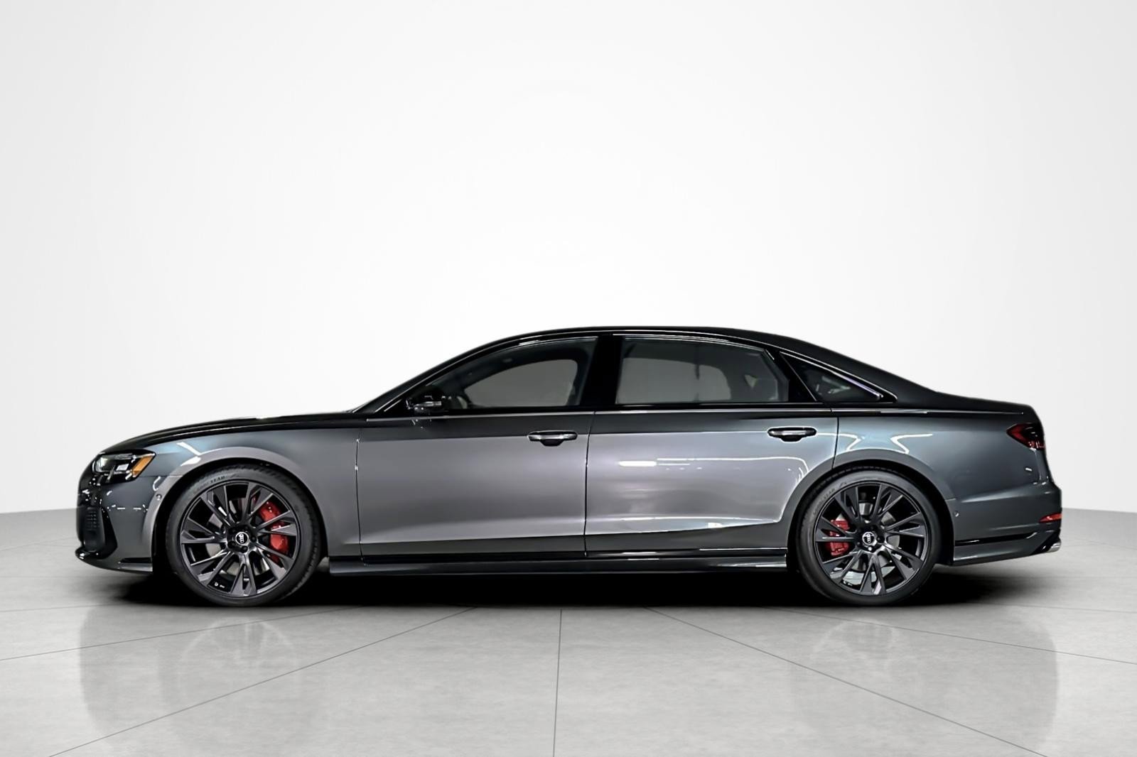 New 2025 Audi S8 image 3