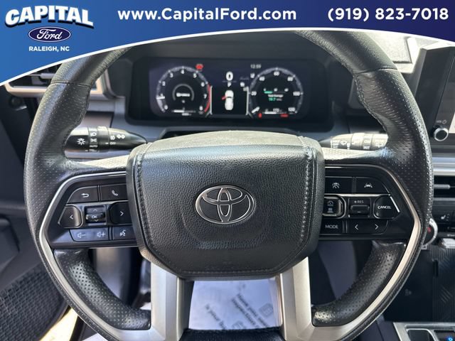 Used 2025 Toyota 4Runner TRD Sport AWD/4WD image 24