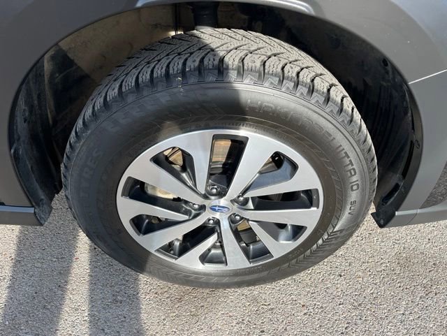 Used 2023 Subaru Outback Premium AWD/4WD image 18