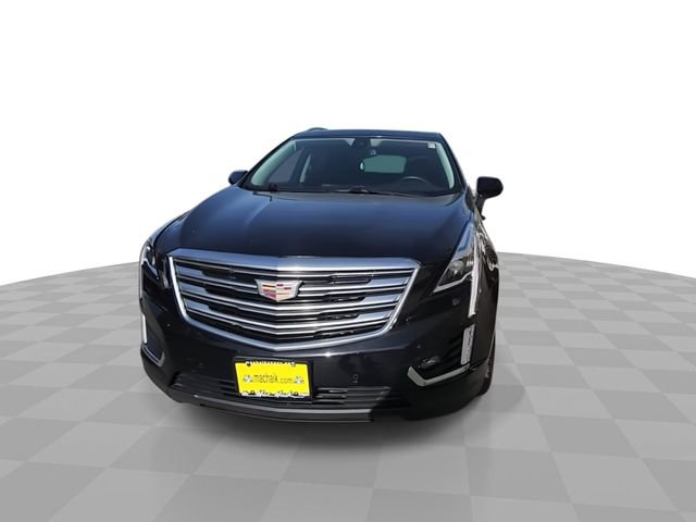 Used 2018 Cadillac XT5 Luxury w/ Driver Awareness Package image 3