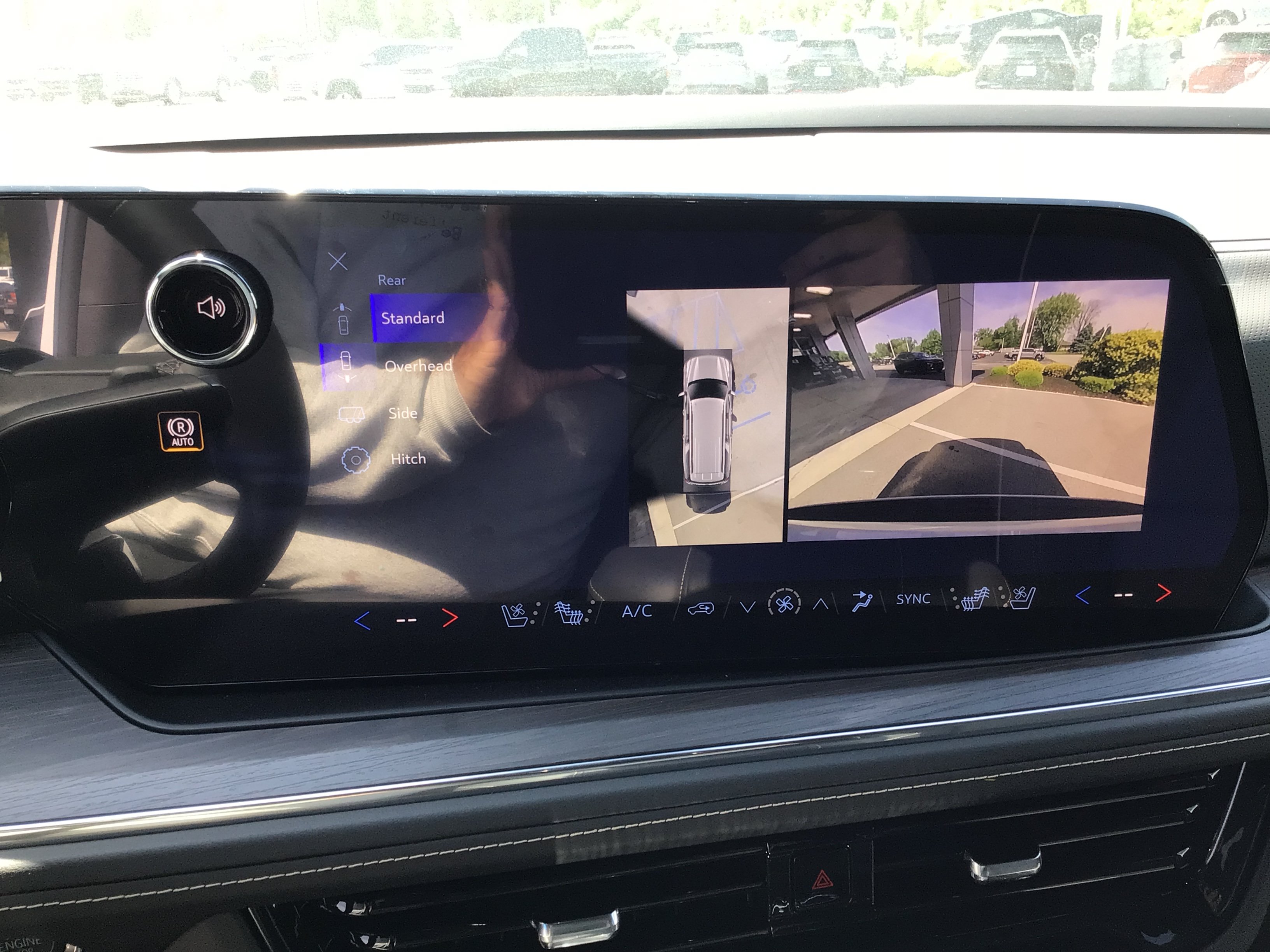 New 2026 Chevrolet Suburban Premier AWD/4WD image 28