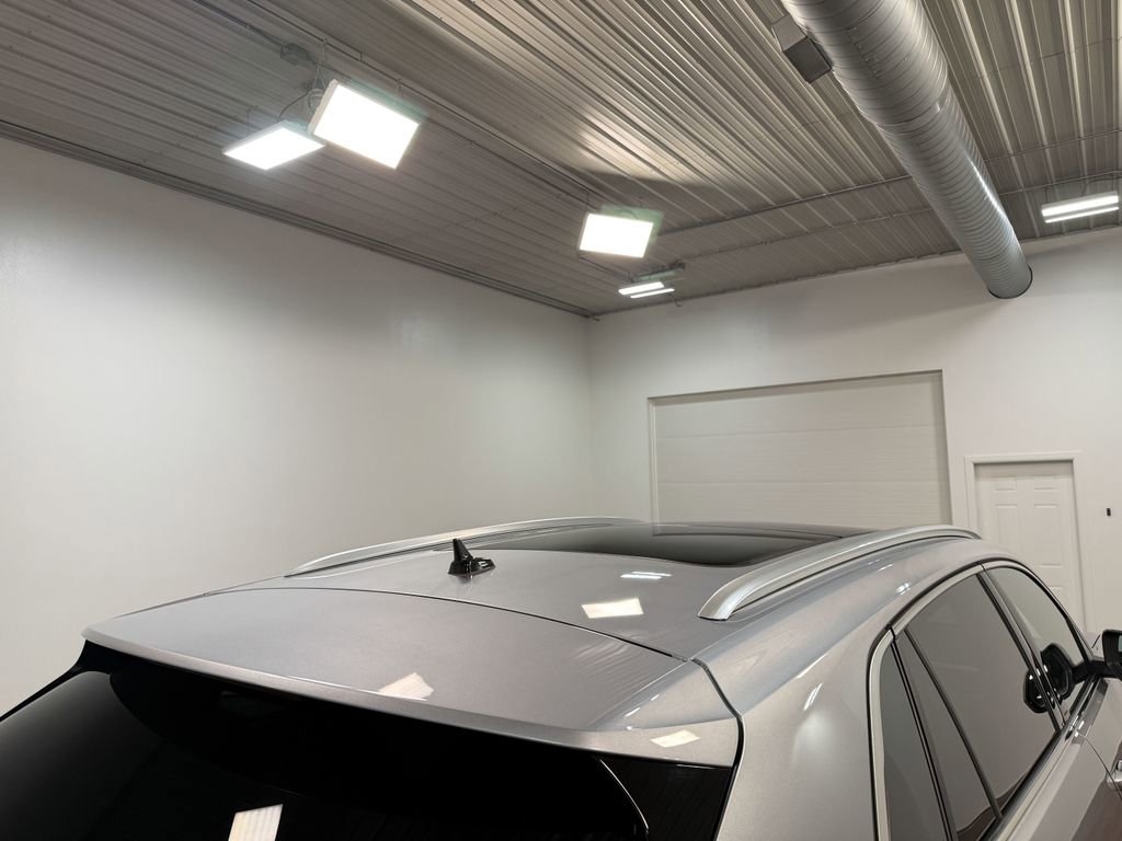 Used 2023 Volkswagen Atlas Cross Sport SEL Premium R-Line image 44