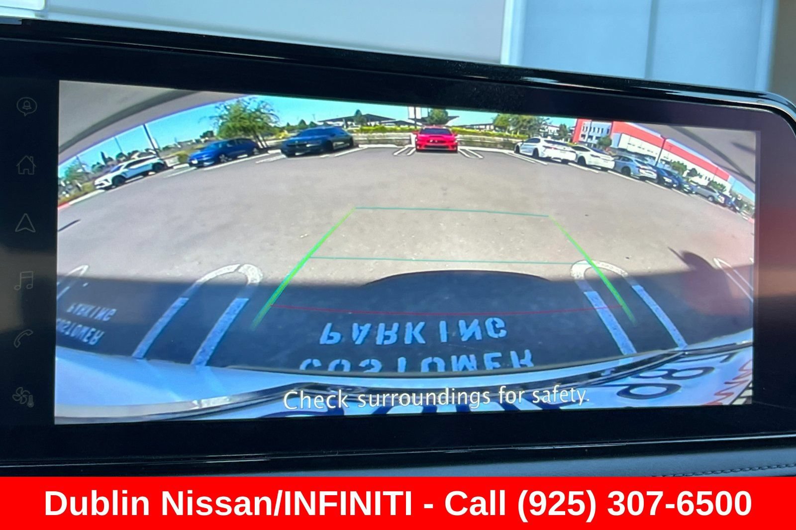 Used 2023 Nissan Ariya FWD image 28