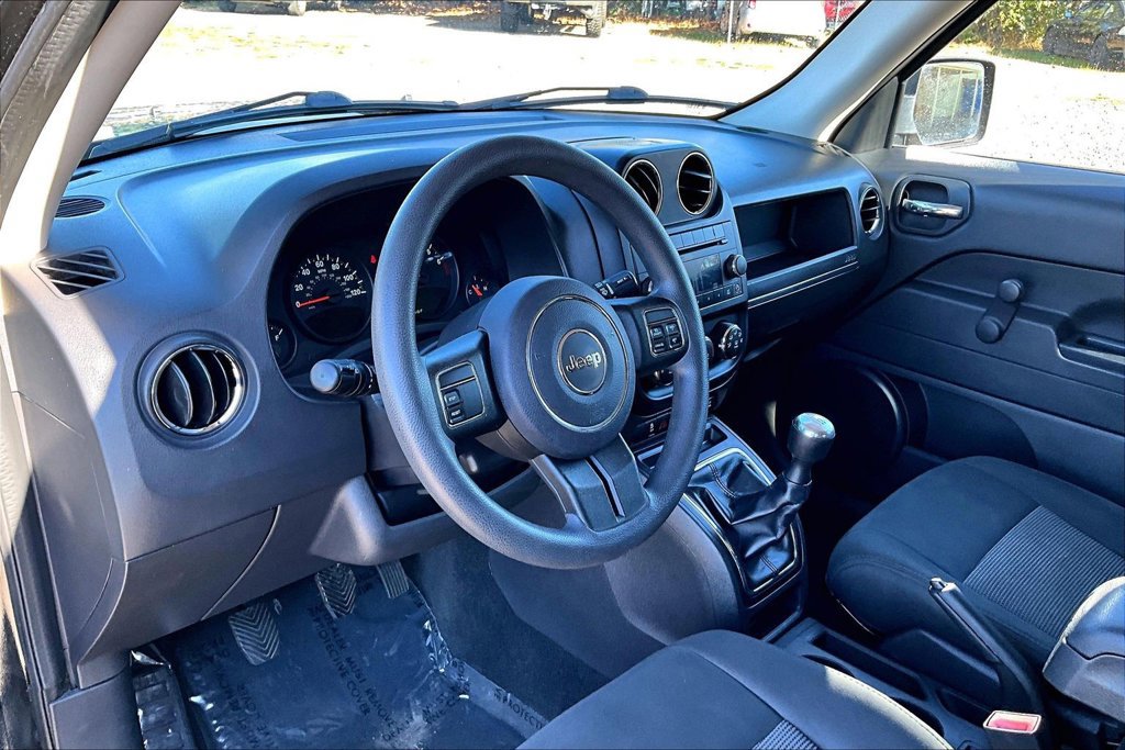 Used 2012 Jeep Patriot Sport FWD image 18