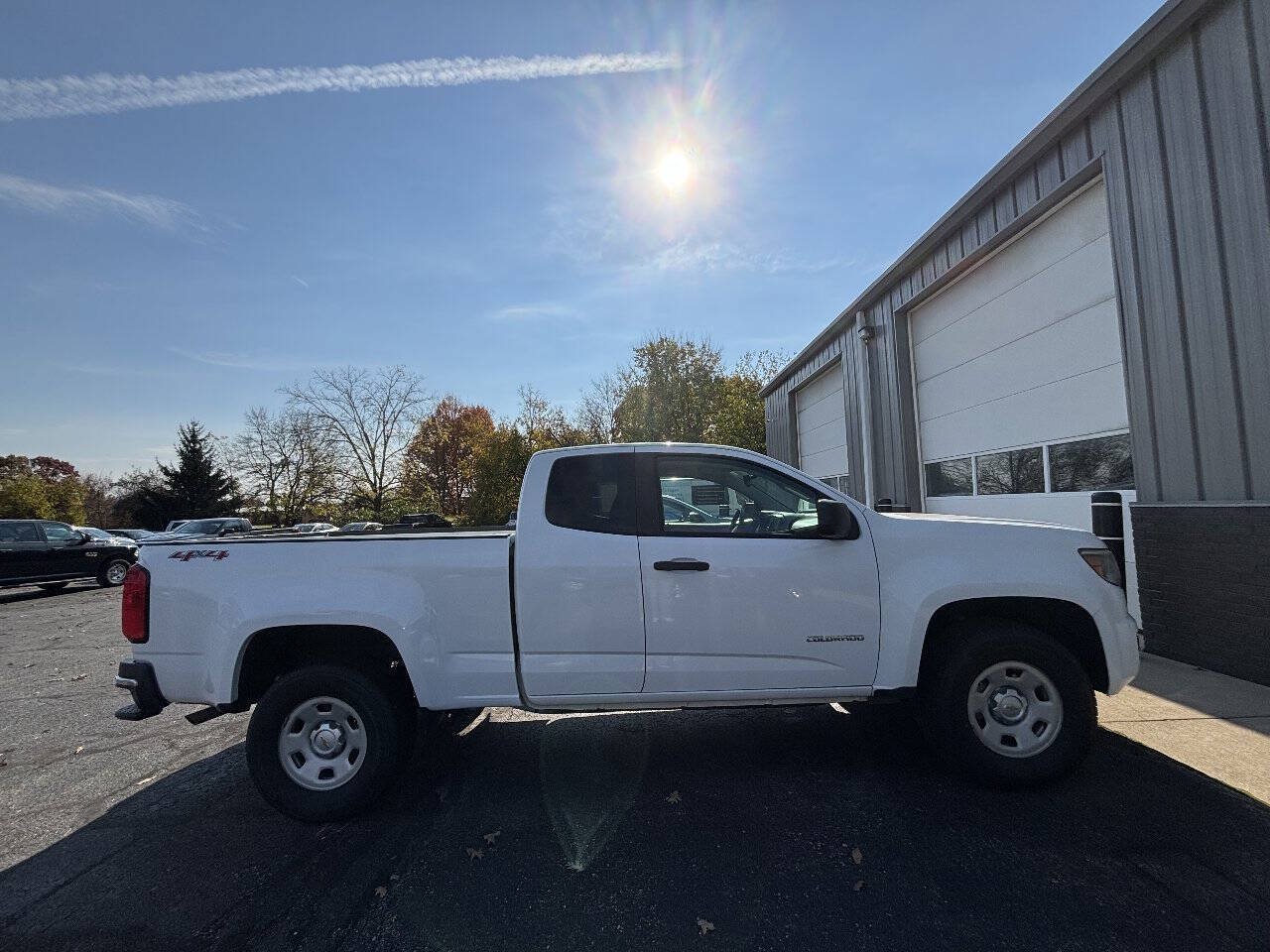 Used 2017 Chevrolet Colorado W/T w/ WT Convenience Package AWD/4WD image 3
