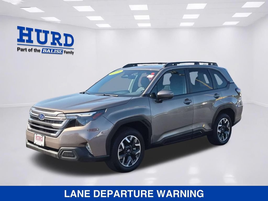 Used 2025 Subaru Forester Premium AWD/4WD image 7