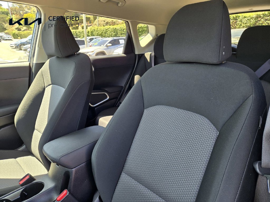 Certified 2023 Kia Soul LX w/ LX Technology Package FWD image 16
