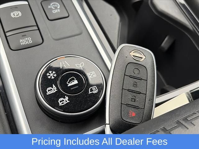 Used 2024 Nissan Pathfinder SV AWD/4WD image 23