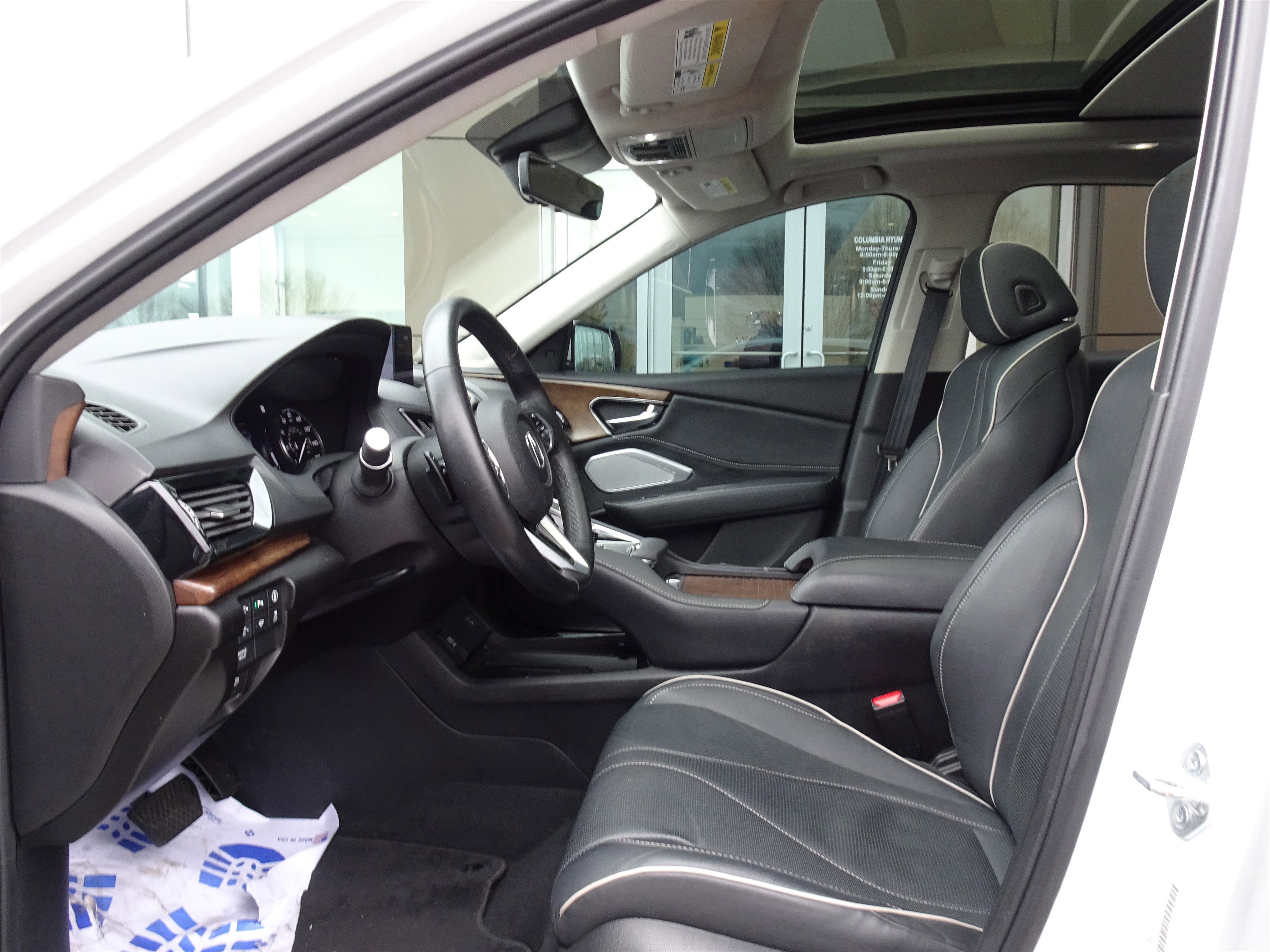 Used 2022 Acura RDX AWD w/ Advance Package image 8