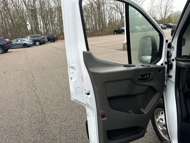 Used 2024 Ford Transit 250 Low Roof AWD w/ Exterior Upgrade Package image 19