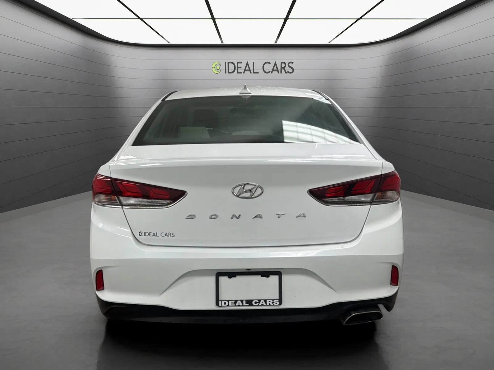 Used 2018 Hyundai Sonata SE w/ Cargo Package FWD image 6