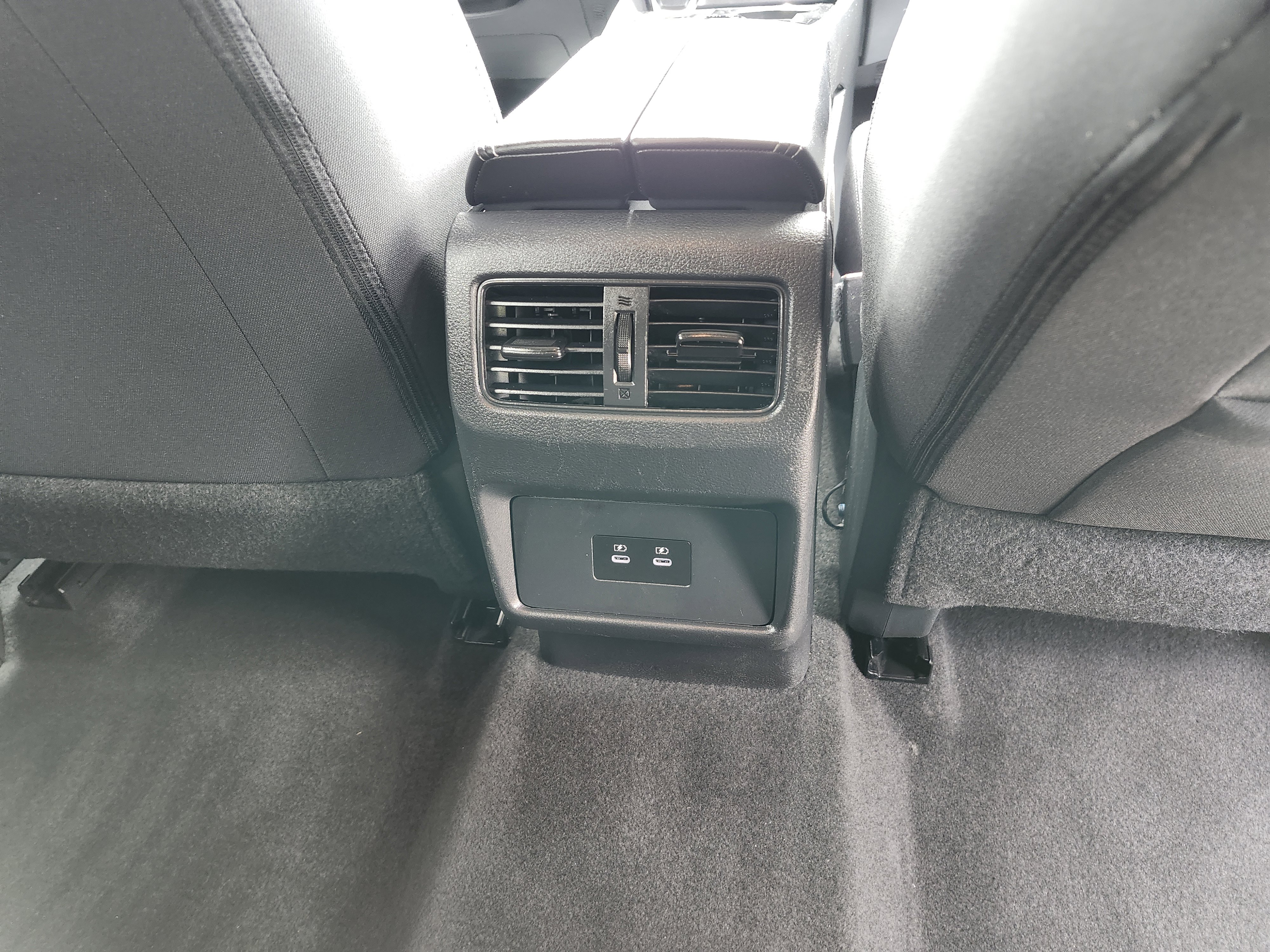 Used 2024 Nissan Rogue SV AWD/4WD image 22