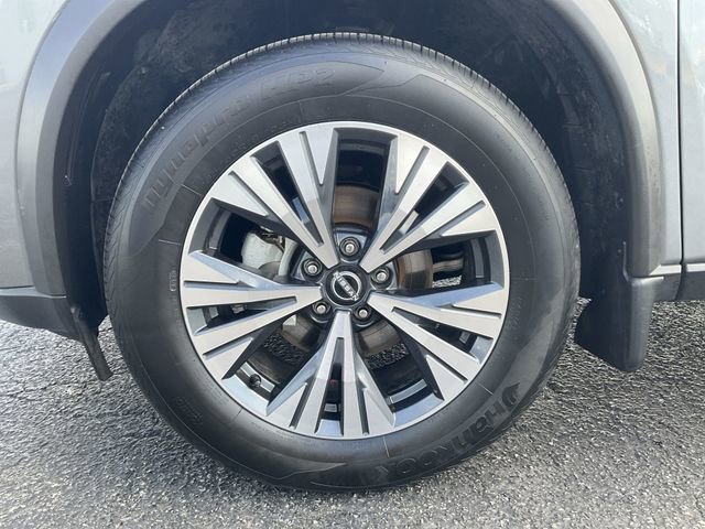 Used 2023 Nissan Rogue SV w/ SV Premium B Package image 9