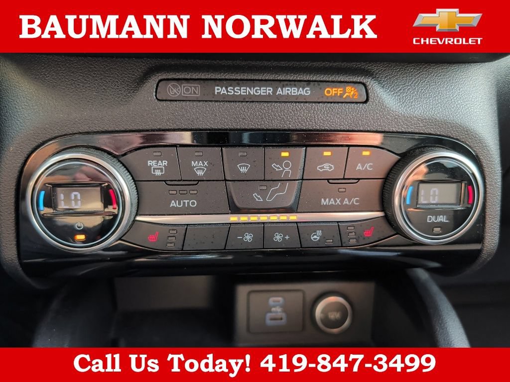 Used 2021 Ford Escape Titanium w/ Titanium Elite Package AWD/4WD image 32