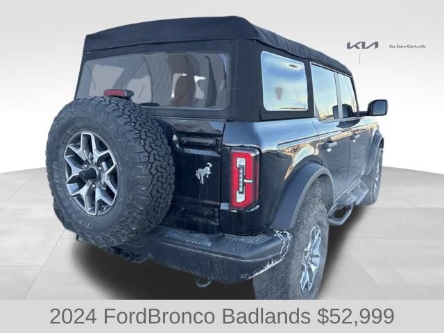 Used 2024 Ford Bronco Badlands image 8
