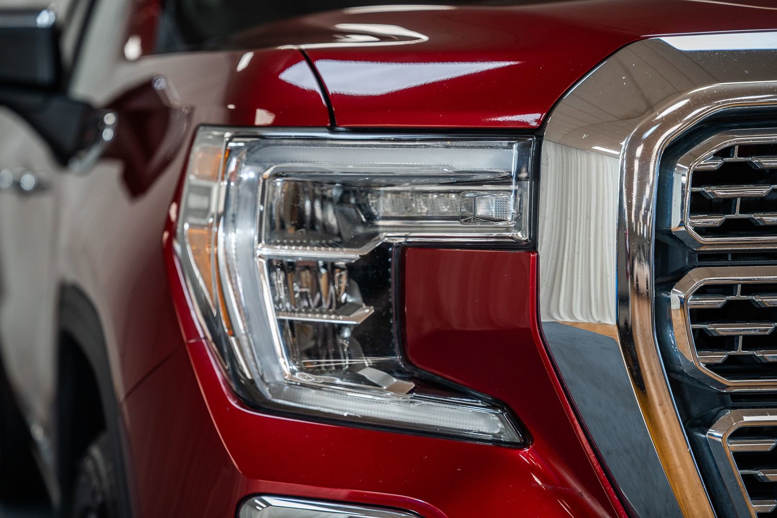 Used 2019 GMC Sierra 1500 Denali w/ Denali Ultimate Package AWD/4WD image 17