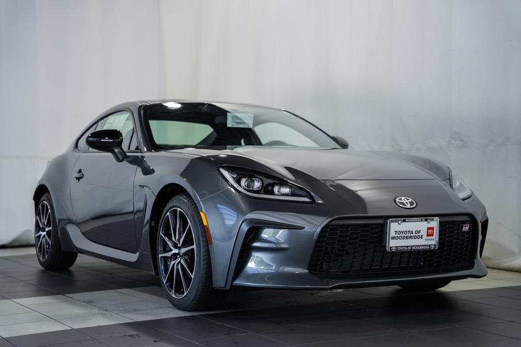 New 2026 Toyota GR86 RWD image 1
