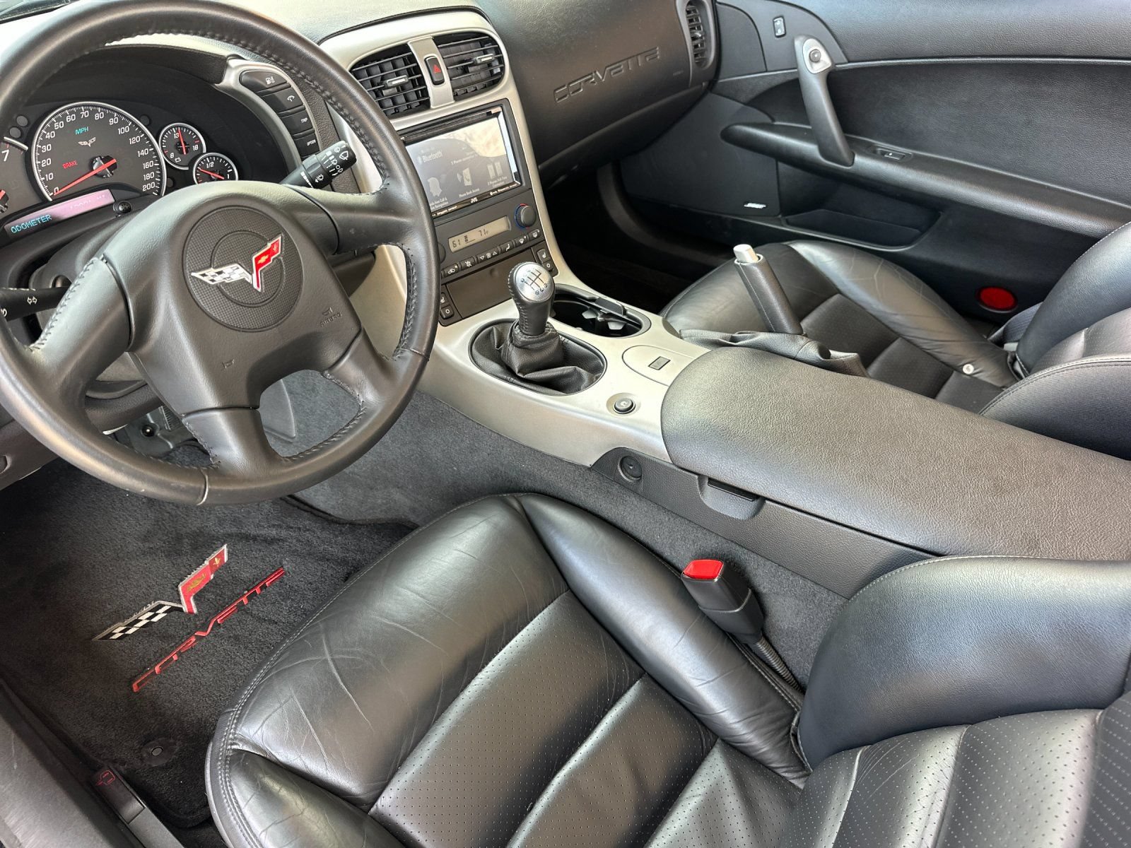 Used 2005 Chevrolet Corvette Convertible w/ Preferred Equipment Group RWD image 10