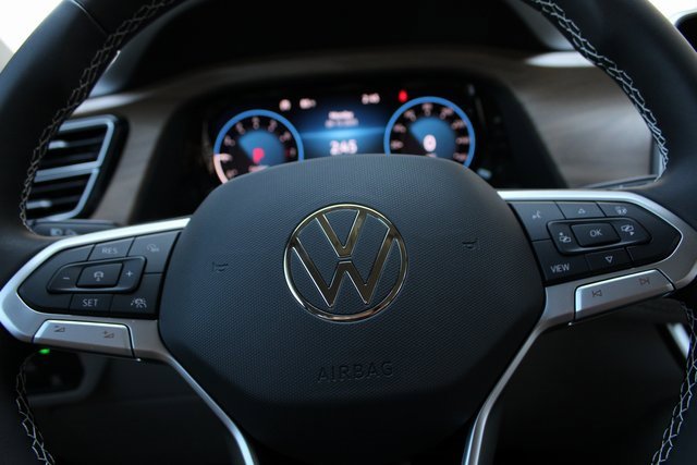 New 2026 Volkswagen Atlas SE image 16