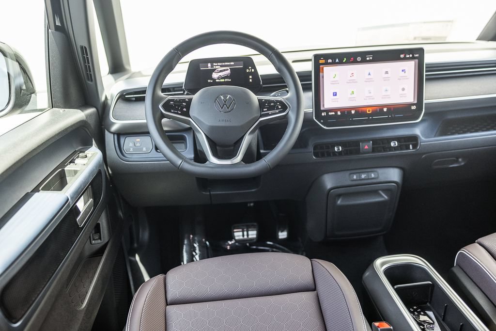 New 2025 Volkswagen ID. Buzz Pro S Plus AWD/4WD image 8