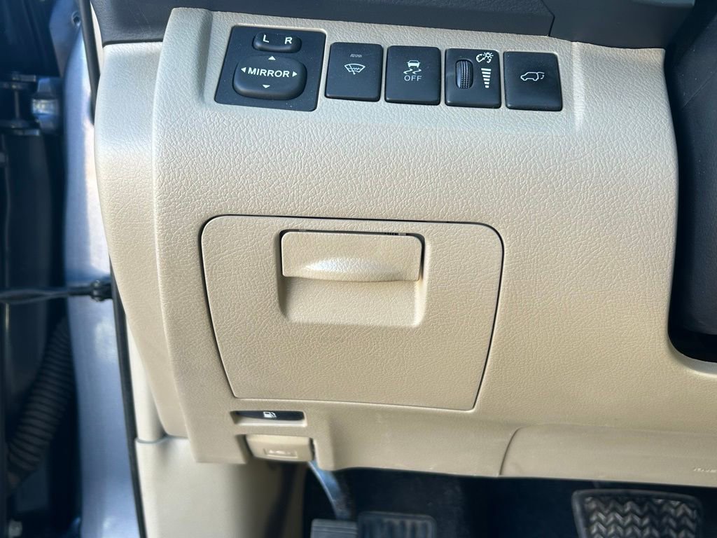 Used 2011 Toyota Highlander Limited image 18