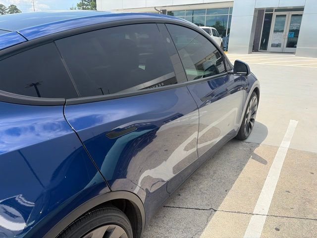 Used 2024 Tesla Model Y Performance AWD/4WD image 14