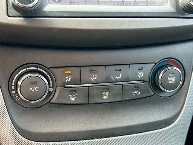 Used 2014 Nissan Sentra SR w/ Premium Package image 18