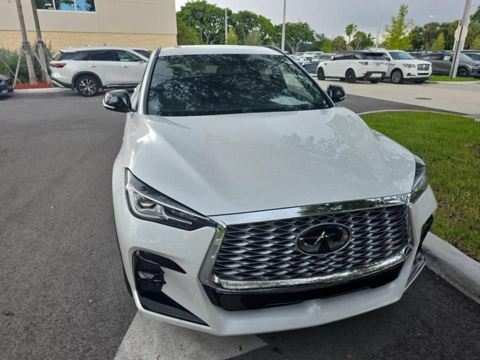 Certified 2023 INFINITI QX55 Luxe w/ Cargo Package AWD/4WD image 2
