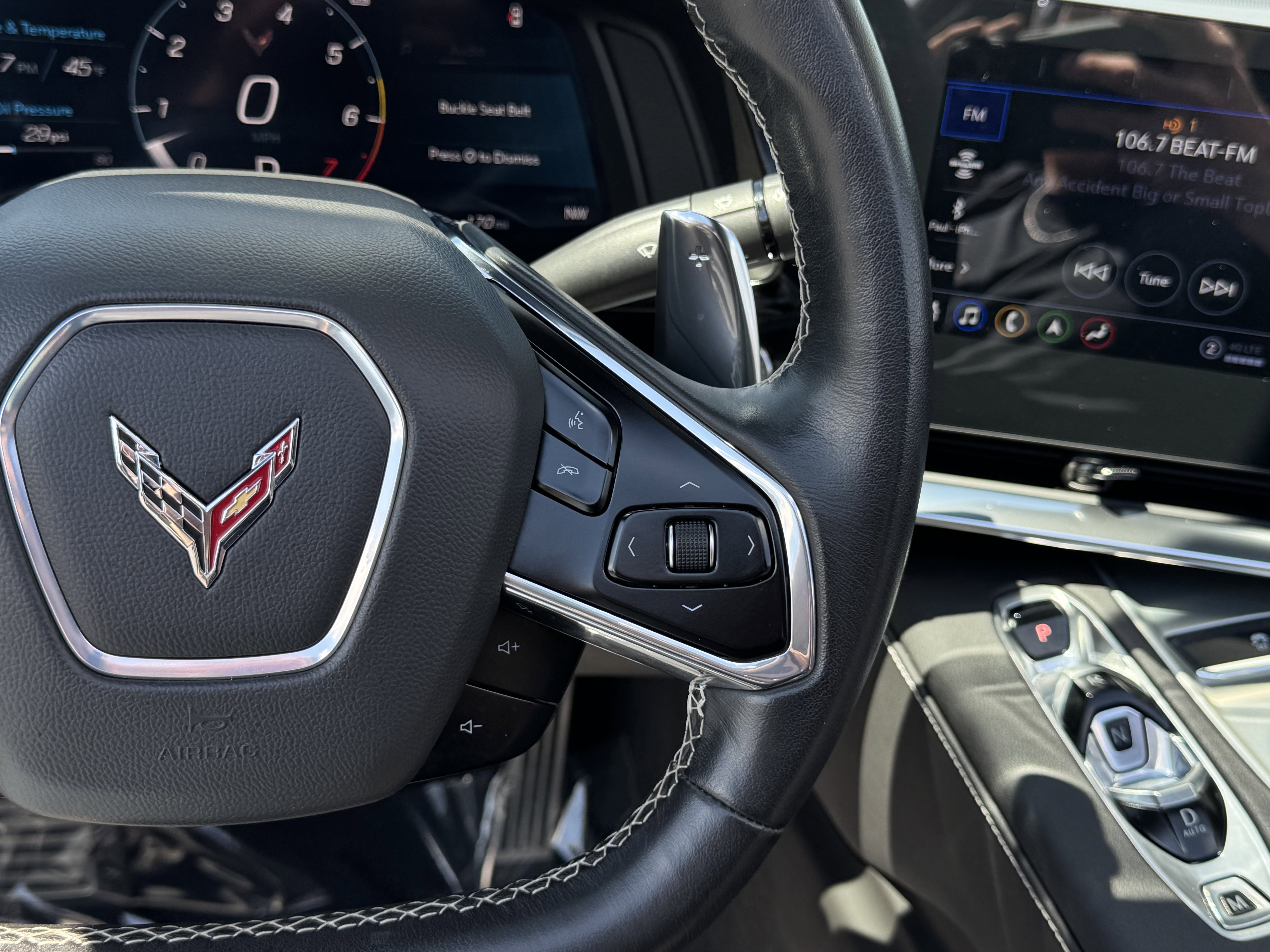 Used 2021 Chevrolet Corvette Stingray Coupe w/ Z51 Performance Package image 19