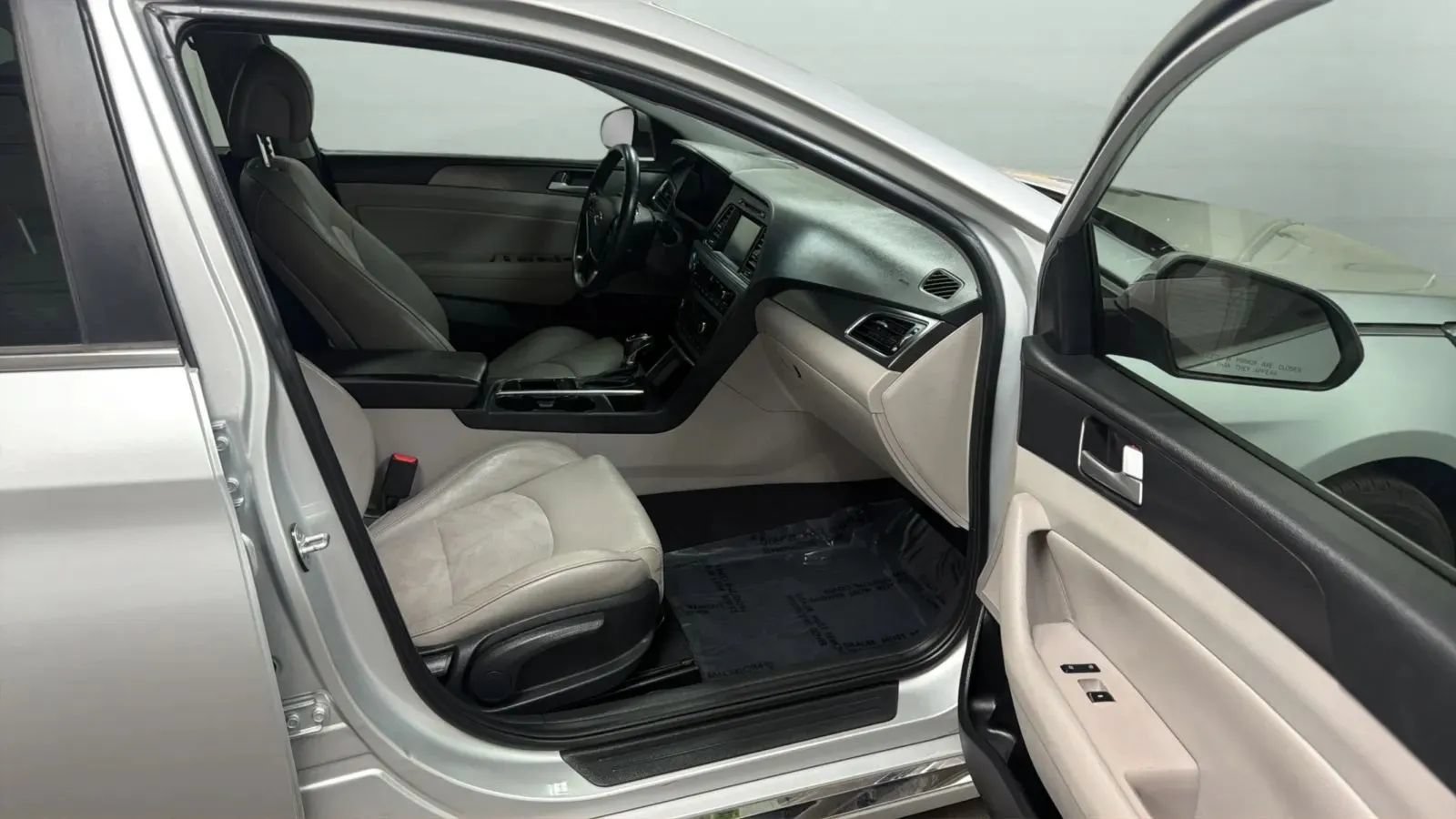 Used 2017 Hyundai Sonata Sport w/ Value Edition Package 02 FWD image 22