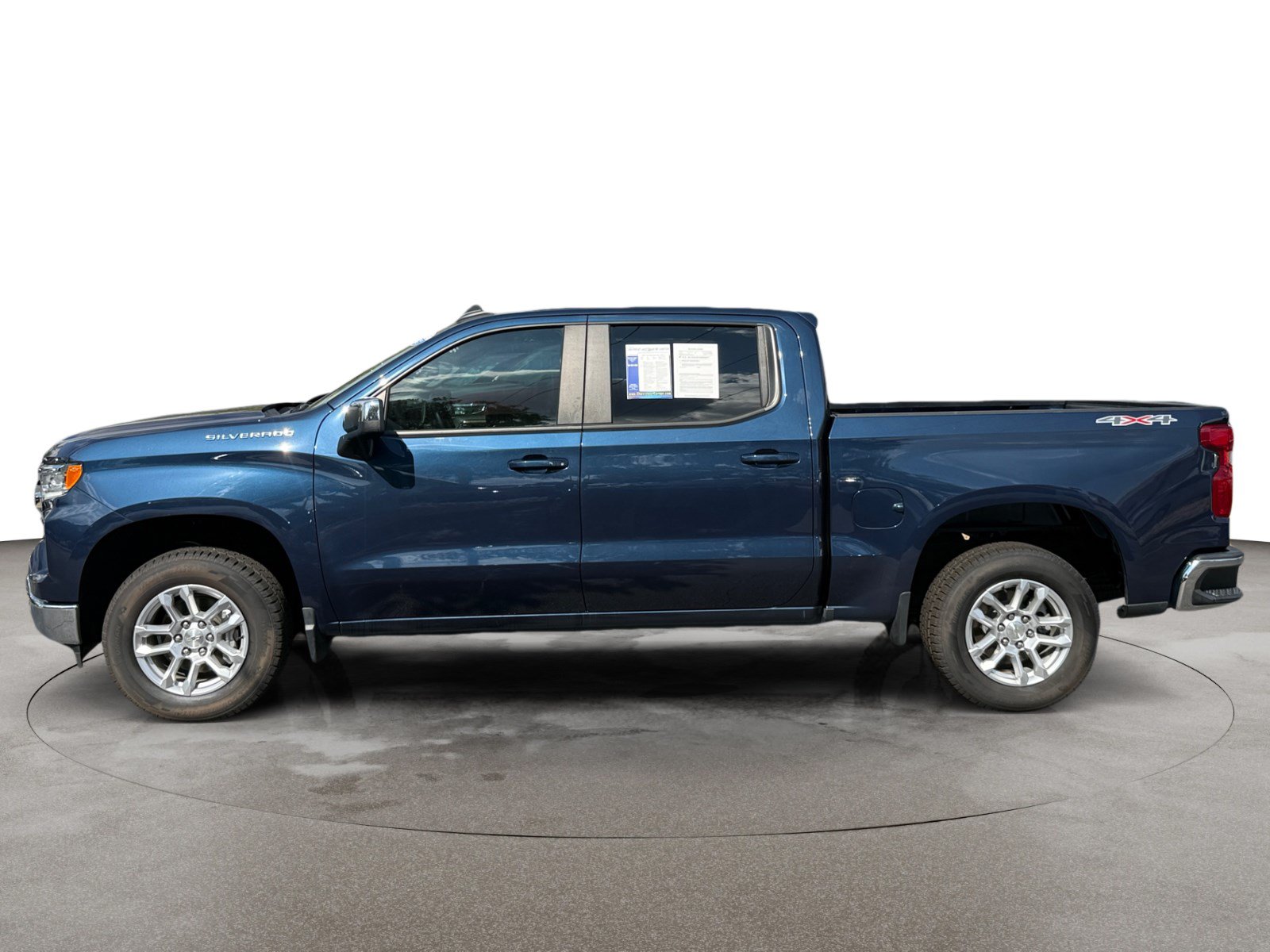 Used 2023 Chevrolet Silverado 1500 LT AWD/4WD image 8