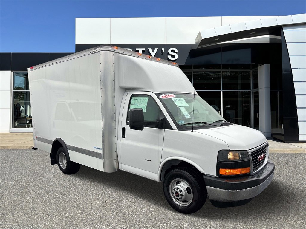 Used 2024 GMC Savana 3500 w/ Power Convenience Package