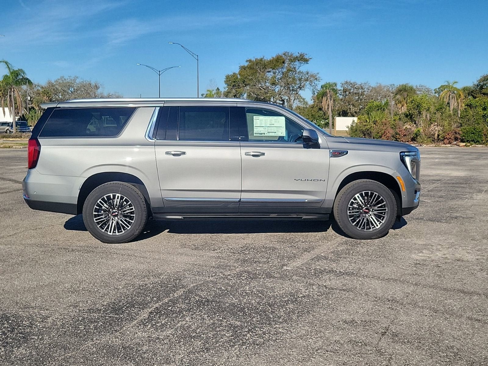 New 2026 GMC Yukon XL Elevation RWD image 4