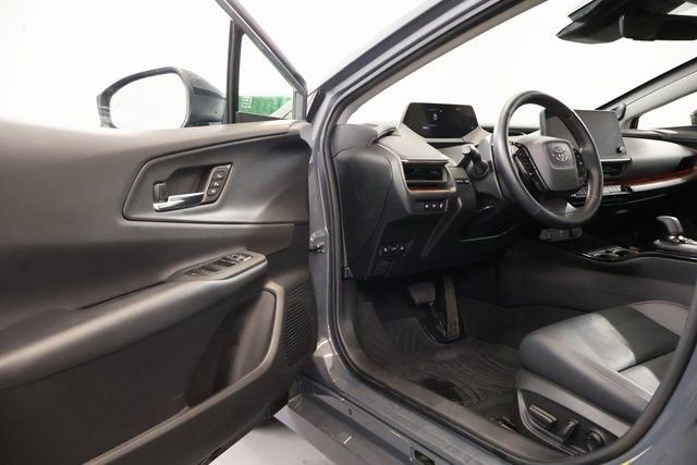 Used 2023 Toyota Prius Prime Premium image 8