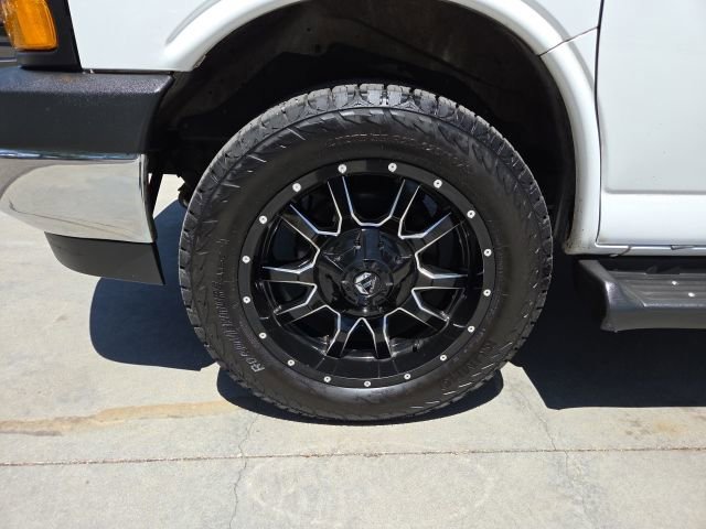 Used 2019 Chevrolet Express 3500 LT w/ LT Preferred Equipment Group RWD image 12