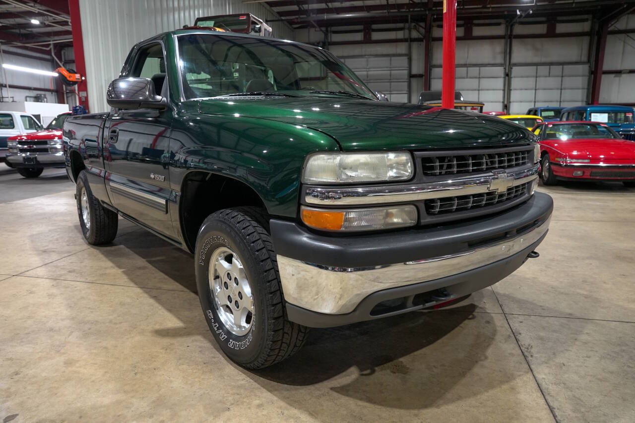 Used 2001 Chevrolet Silverado 1500 LS w/ Off-Road Chassis Pkg AWD/4WD image 12