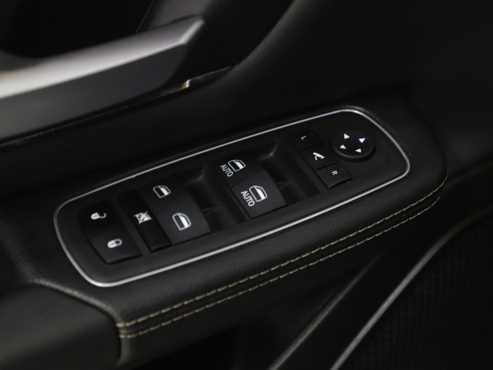 Used 2024 RAM 1500 Sport image 24