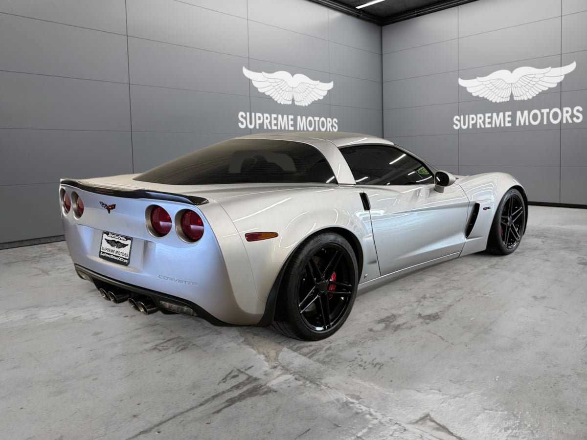 Used 2006 Chevrolet Corvette Z06 w/ Preferred Equipment Group RWD image 5