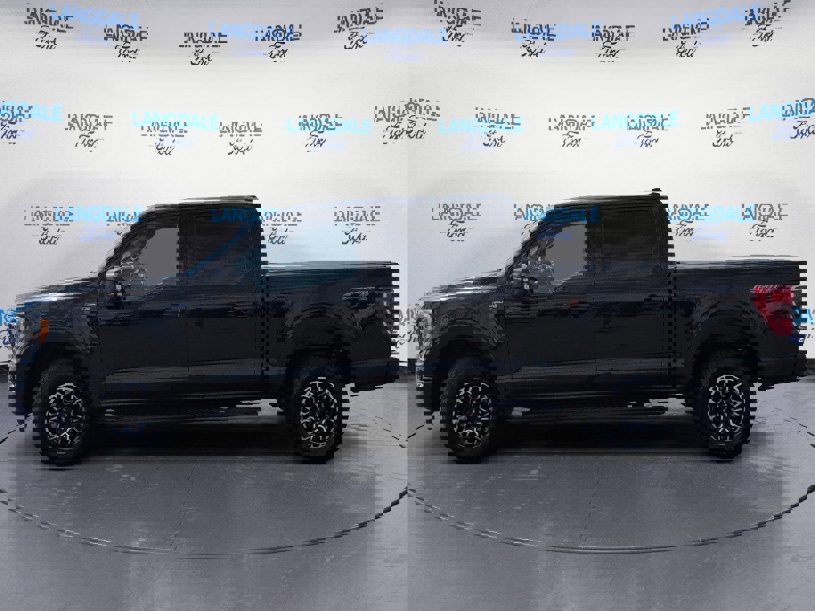 Used 2023 Ford F150 XLT w/ Equipment Group 302A High image 10