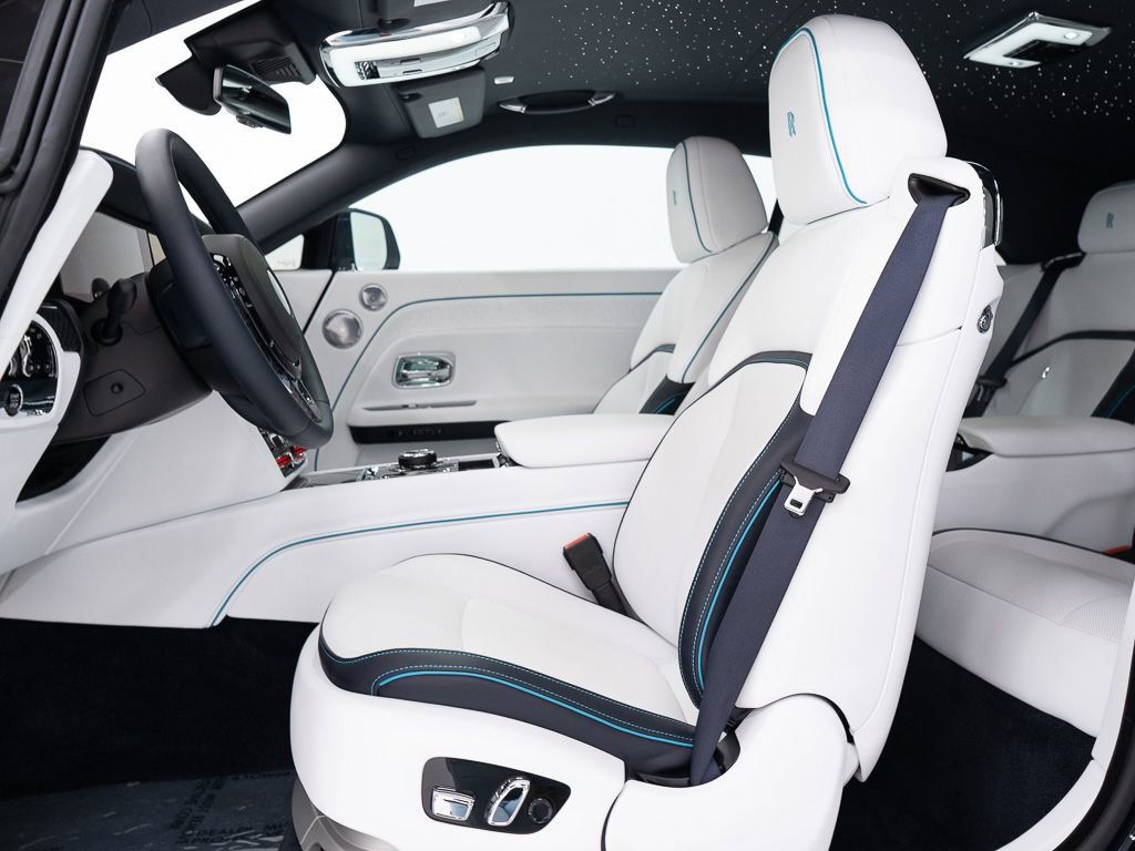Certified 2026 Rolls-Royce Spectre Black Badge AWD/4WD image 15