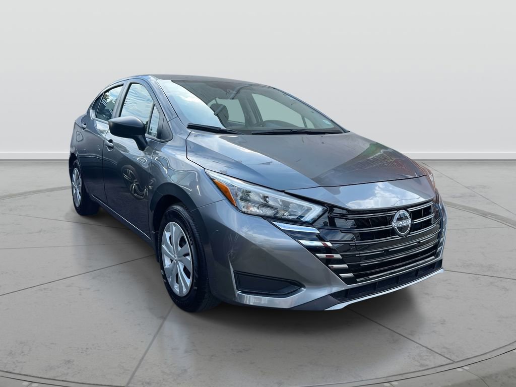 Used 2025 Nissan Versa S w/ Trunk Package image 1