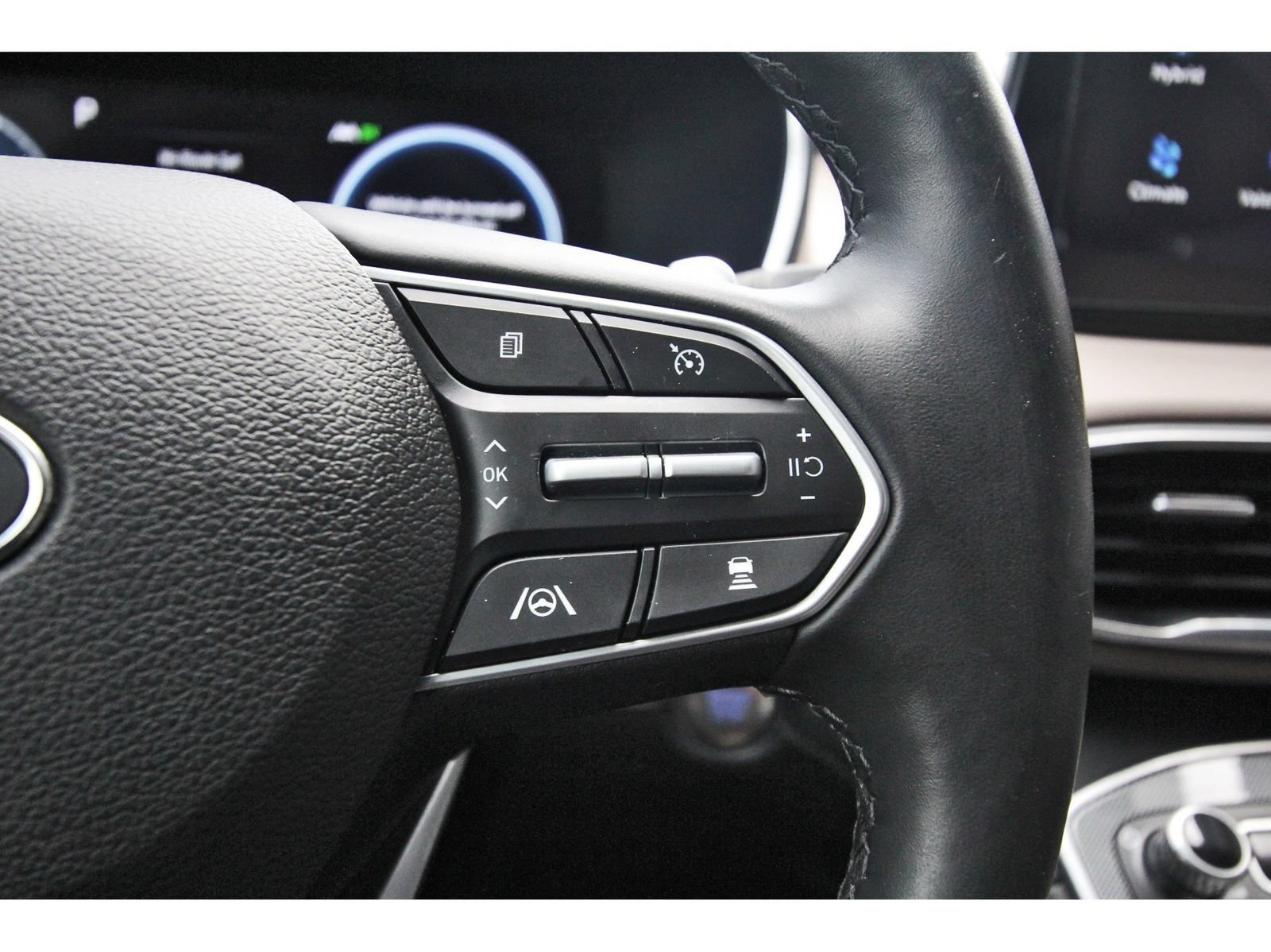 Certified 2023 Hyundai Santa Fe Limited AWD/4WD image 18