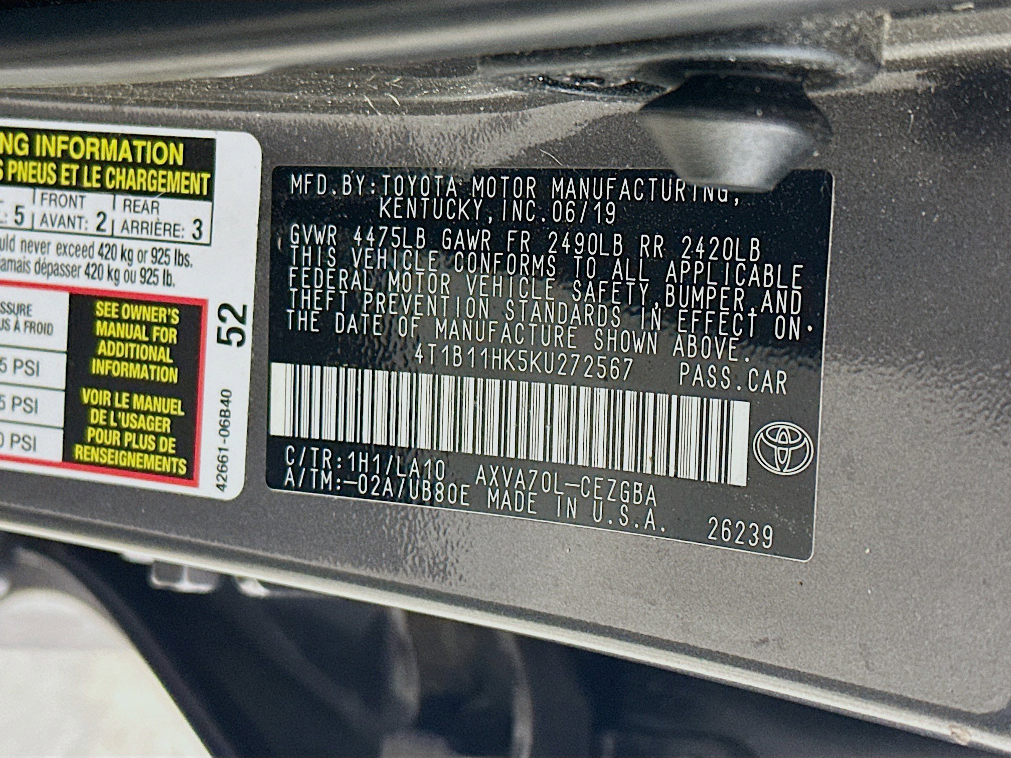 Used 2019 Toyota Camry XLE w/ Navigation Package FWD image 12