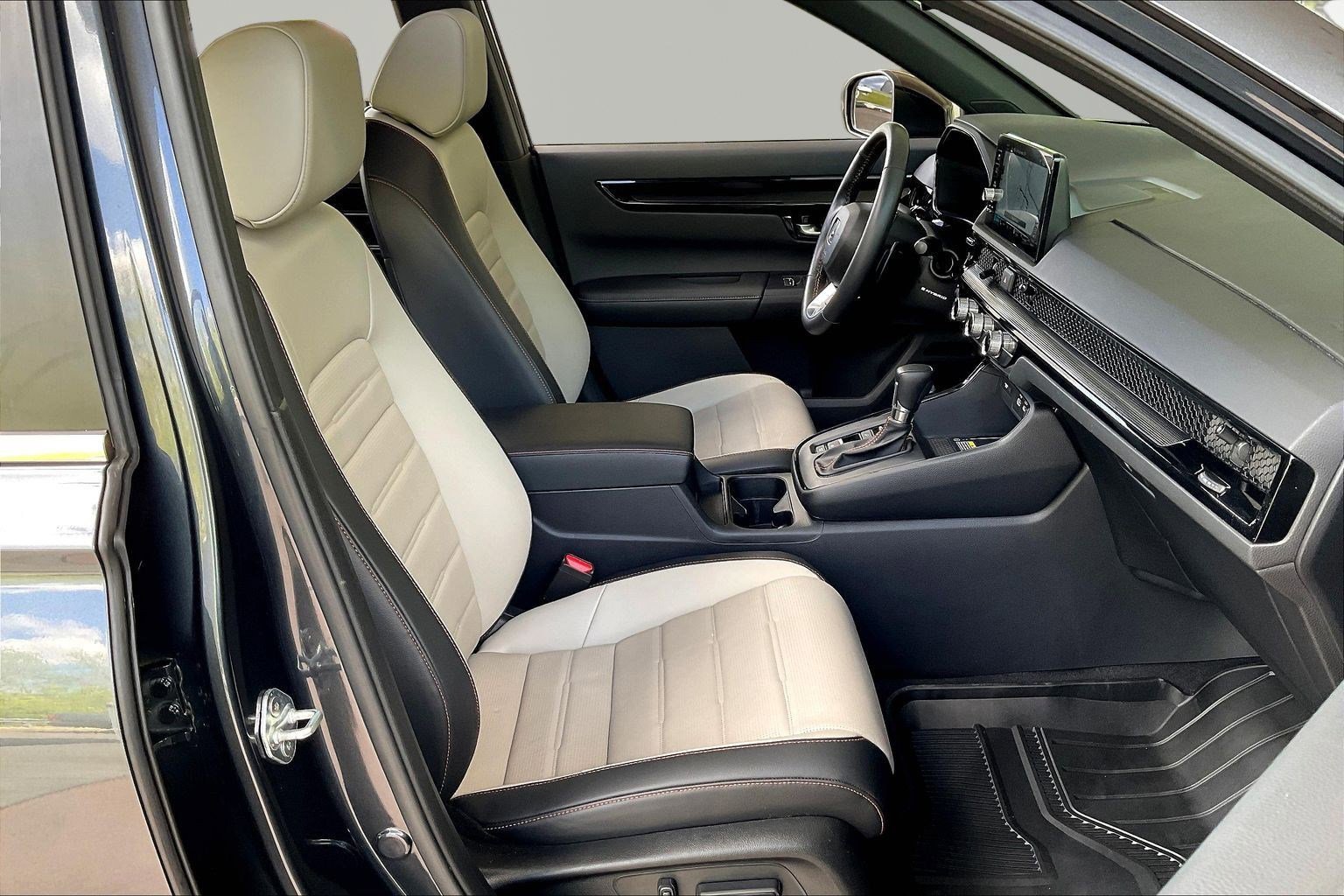 Used 2023 Honda CR-V Sport Touring image 28