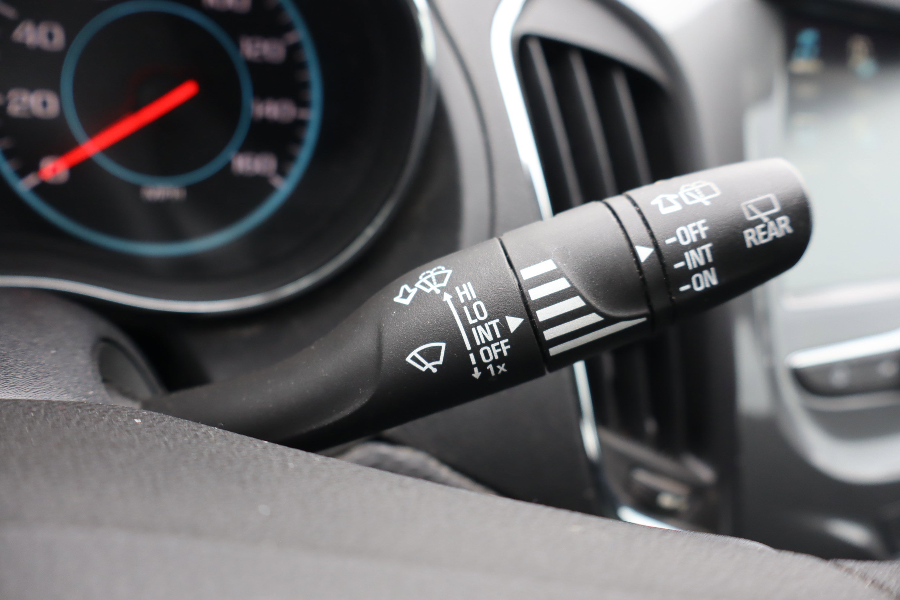 Used 2018 Chevrolet Cruze LT w/ Convenience Package image 22