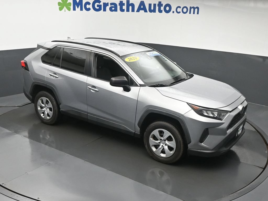 Used 2020 Toyota RAV4 LE FWD image 3