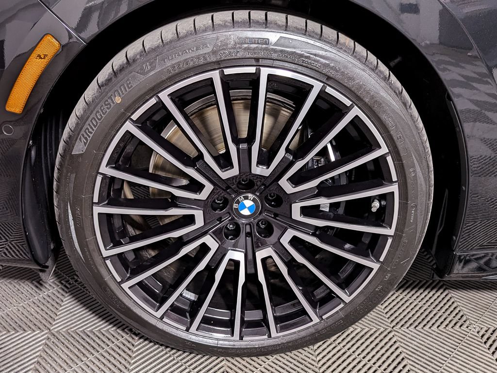 Used 2026 BMW i7 xDrive60 AWD/4WD image 57