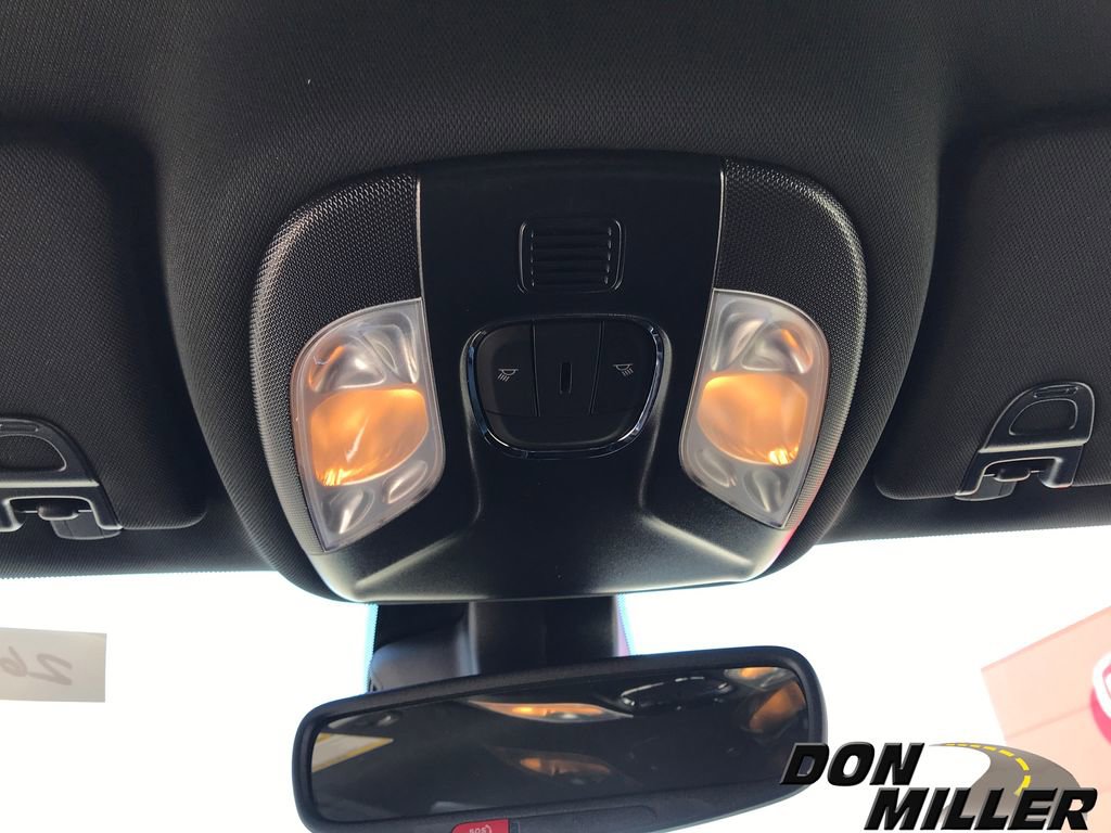 New 2026 Jeep Compass Latitude image 26