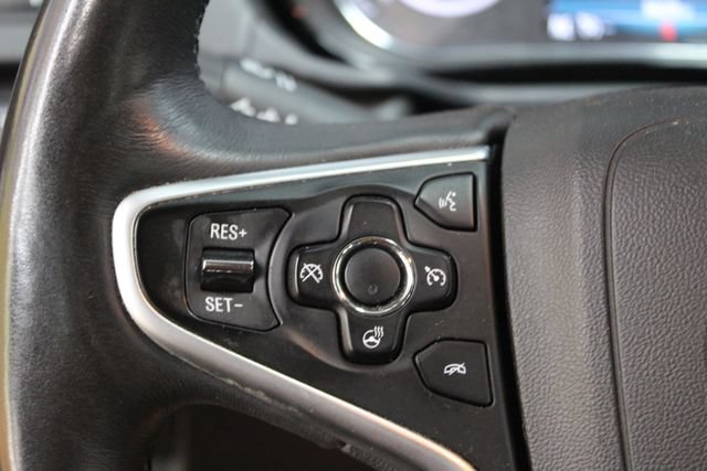 Used 2017 Buick Regal Premium FWD image 16